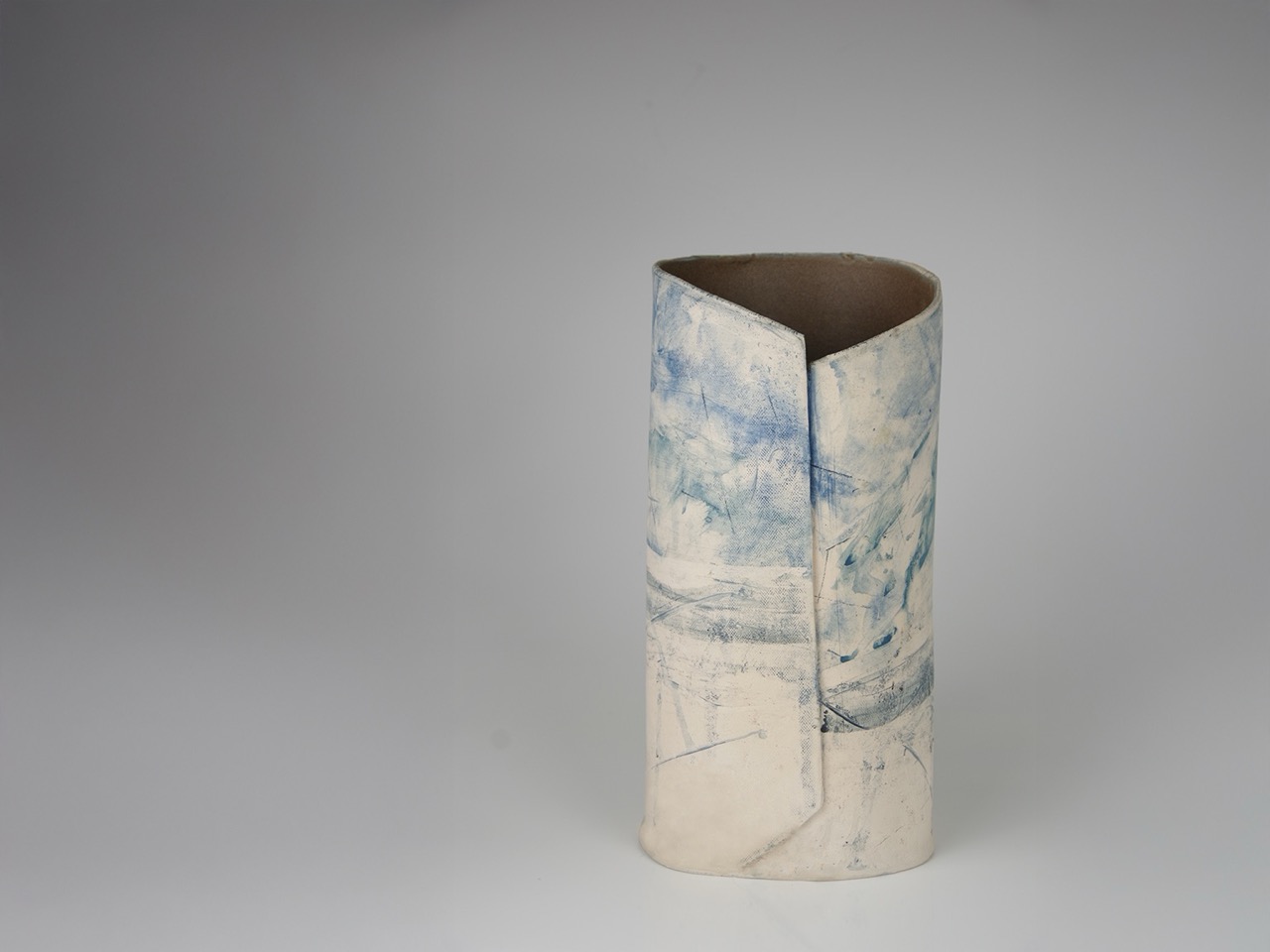 Available ceramic piece